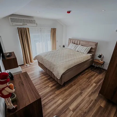 Iskra House - Sobe I *