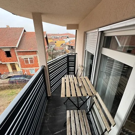 Iskra House - Sobe I Apart Otel Vlasotince