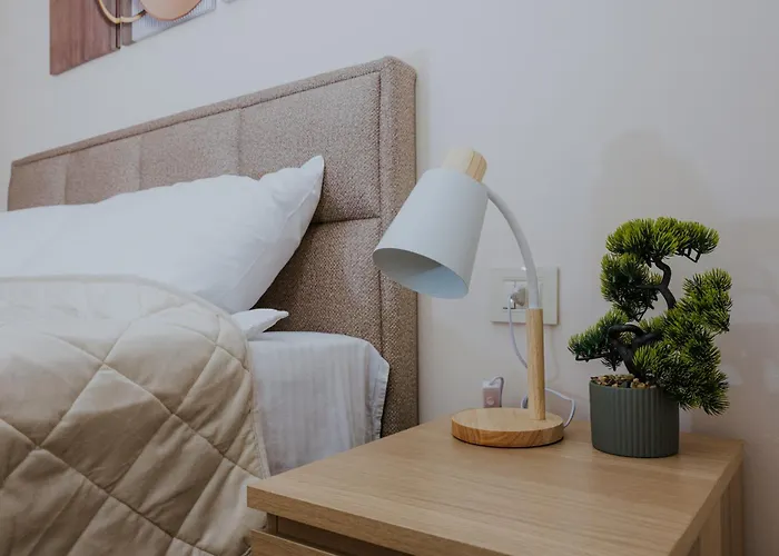 Iskra House - Sobe I Hotel apartamentowy Vlasotince