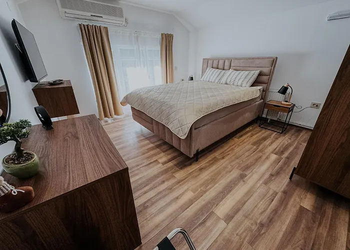 Aparthotel Iskra House - Sobe I *