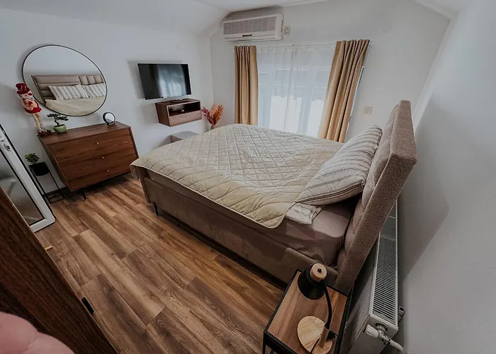 Iskra House - Sobe I * Vlasotince